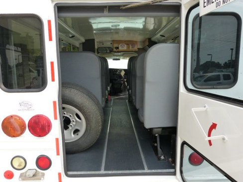 Used 2008 Chevrolet Express 3500 w/ School Bus Package image 14