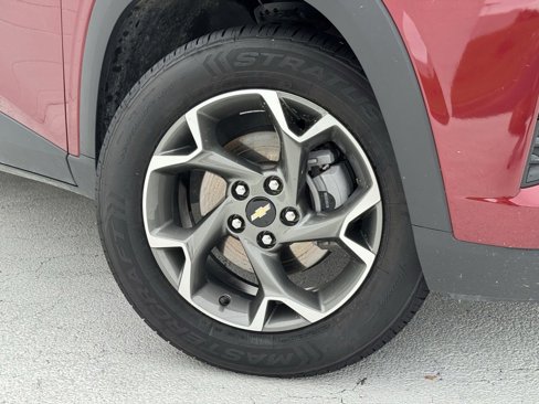 Used 2024 Chevrolet Trax LT image 6