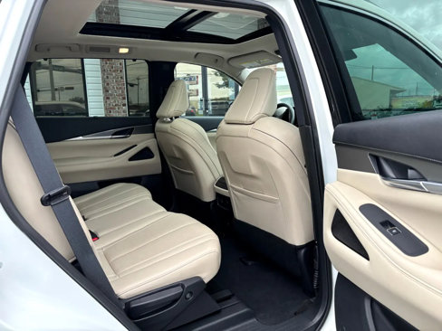 Used 2023 INFINITI QX60 Luxe w/ Cargo Package image 36