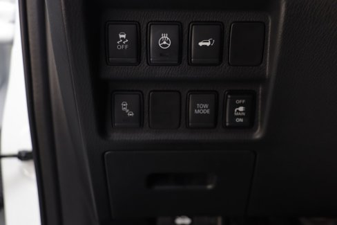 Used 2018 Nissan Pathfinder SL w/ Midnight Edition Package image 14