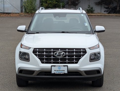 Used 2023 Hyundai Venue SEL image 8