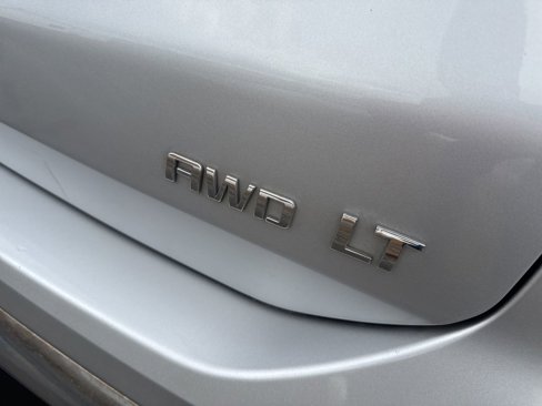 Used 2020 Chevrolet Equinox LT image 10