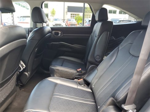 Certified 2021 Kia Sorento S image 8