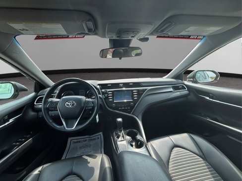 Used 2018 Toyota Camry SE image 31