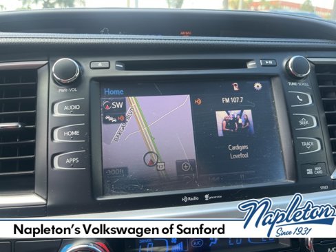 Used 2015 Toyota Highlander XLE image 12