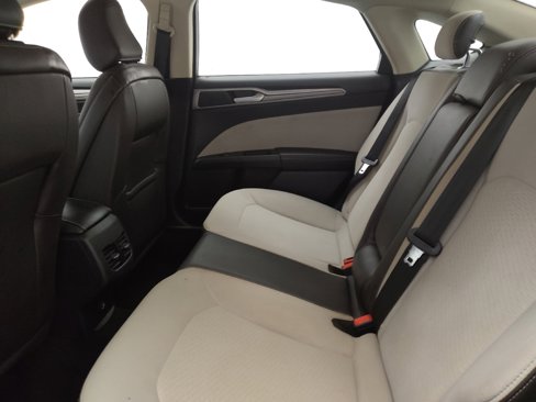 Used 2020 Ford Fusion SE w/ Equipment Group 151A image 18