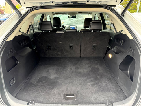Used 2022 Ford Edge SEL w/ Convenience Package image 22