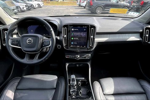Used 2023 Volvo XC40 B5 Plus w/ Driver Assist Package image 14