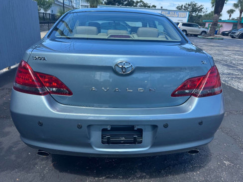 Used 2008 Toyota Avalon XL image 4