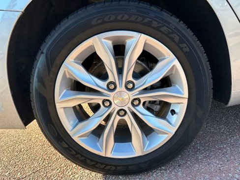 Used 2019 Chevrolet Malibu LT w/ Driver Confidence Package image 28