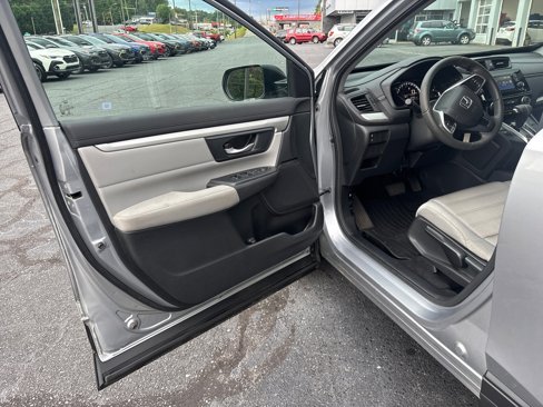 Used 2018 Honda CR-V LX image 9