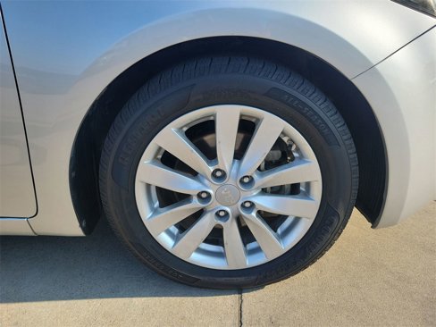 Used 2015 Kia Forte EX image 10