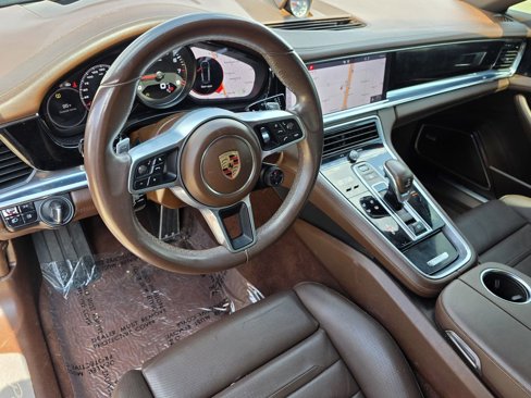 Used 2020 Porsche Panamera 4S image 4