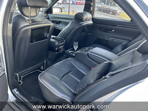 Used 2006 Maybach 57 S image 22