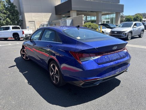 Certified 2022 Hyundai Elantra SEL w/ Convenience + Premium Package image 9