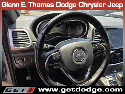 Certified 2021 Jeep Grand Cherokee Laredo X image 16