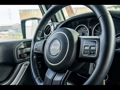 Used 2015 Jeep Wrangler Unlimited Sahara w/ Trailer Tow Group image 26