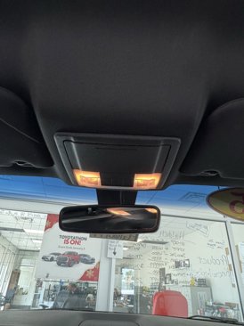 Used 2015 Ford Taurus SEL image 18