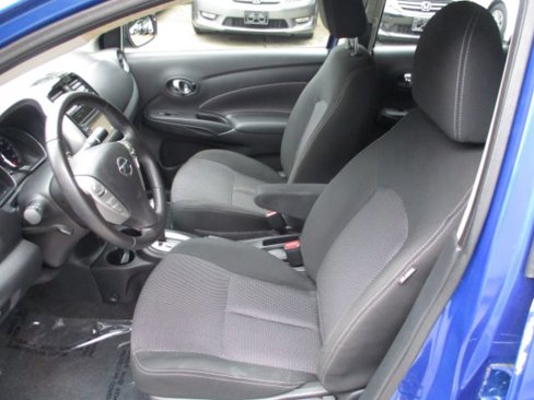 Used 2017 Nissan Versa SL image 22