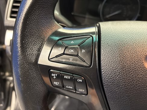 Used 2017 Ford Explorer XLT w/ Equipment Group 202A image 15