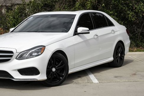 Used 2016 Mercedes-Benz E 350 Sedan w/ Premium Package image 8