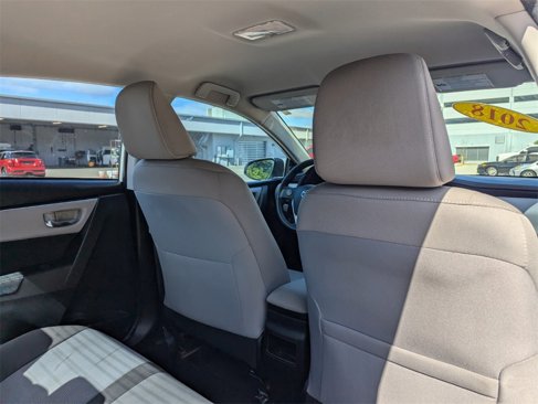 Used 2018 Toyota Corolla LE image 16