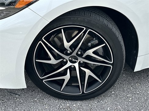 Used 2022 Kia Stinger GT-Line image 31