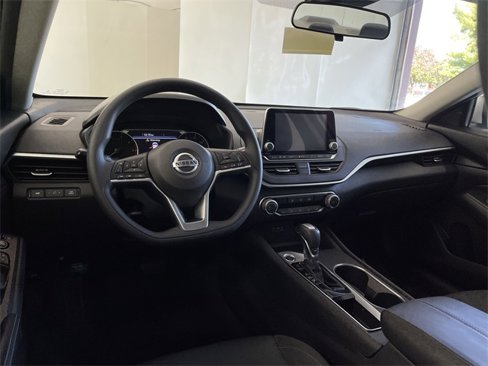 Certified 2022 Nissan Altima 2.5 SV image 17