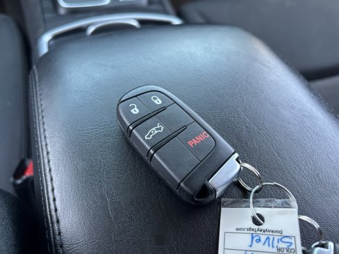 Used 2020 Chrysler 300 Touring image 28