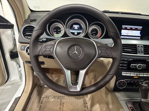 Used 2013 Mercedes-Benz C 250 Coupe image 32