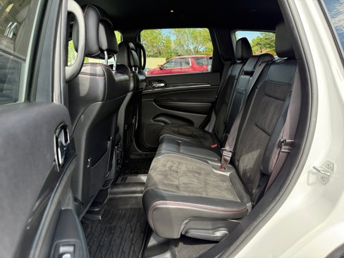 Used 2019 Jeep Grand Cherokee Trailhawk image 16