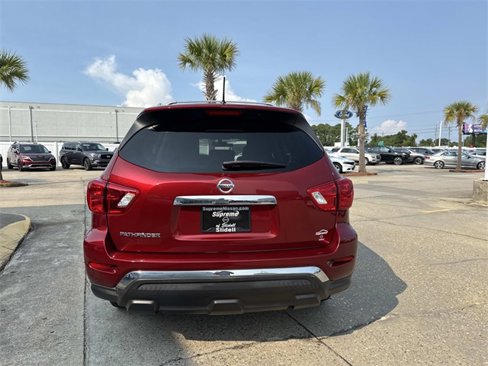 Certified 2018 Nissan Pathfinder S image 5