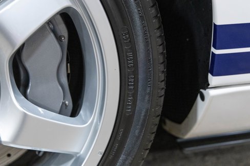 Used 2006 Ford GT image 14