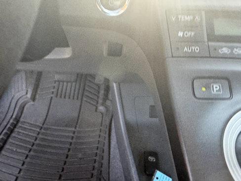 Used 2010 Toyota Prius Two image 40