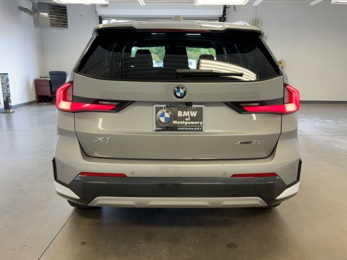 Used 2025 BMW X1 xDrive28i image 10