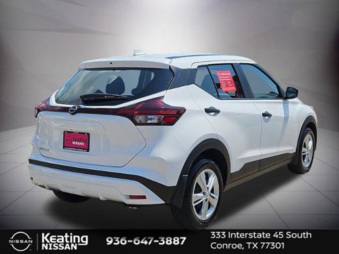 Certified 2024 Nissan Kicks S image 3