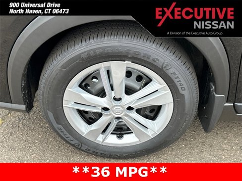 New 2025 Nissan Kicks Play S image 8