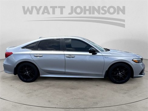 Used 2023 Honda Civic Sport image 6