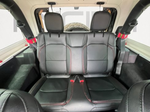 Used 2023 Jeep Wrangler Rubicon w/ Cold Weather Group image 20