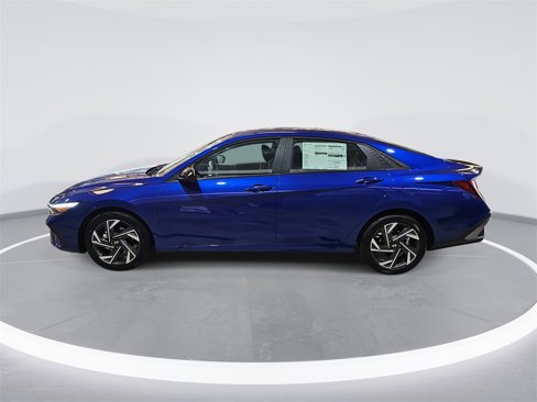New 2025 Hyundai Elantra Sport image 8