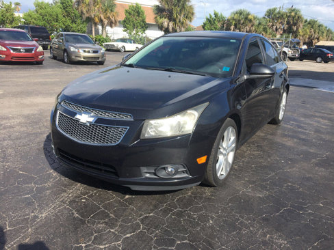 Used 2013 Chevrolet Cruze LTZ w/ Enhanced Safety Package image 3