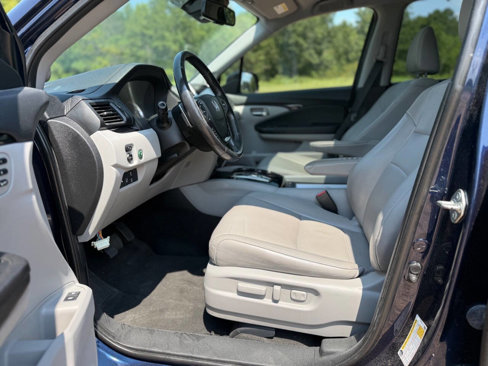 Used 2018 Honda Pilot Touring image 27