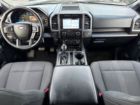Used 2016 Ford F150 XLT w/ Equipment Group 302A Luxury image 22