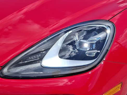 Certified 2022 Porsche Cayenne image 13