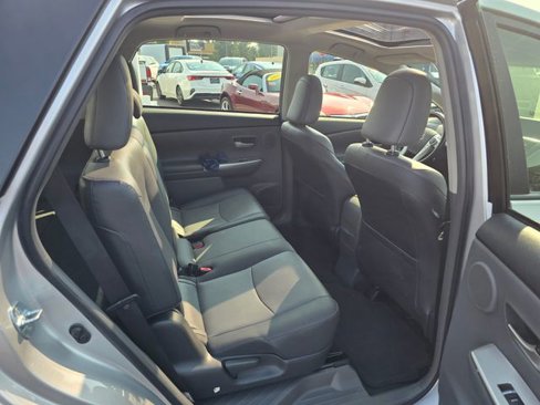 Used 2013 Toyota Prius V image 18