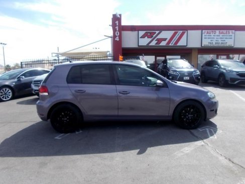 Used 2013 Volkswagen Golf TDI image 8