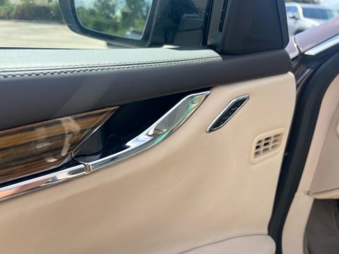 Used 2014 Maserati Quattroporte GTS image 29