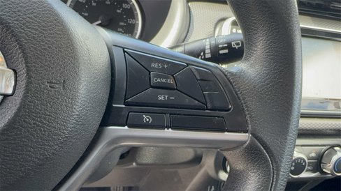 Used 2019 Nissan Kicks S image 17