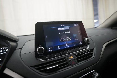 Used 2020 Nissan Altima 2.5 SV image 6