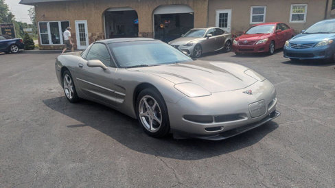 Used 2001 Chevrolet Corvette Coupe w/ Preferred Equipment Group1 image 24